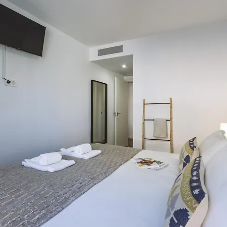 Nova Essential Apartment *